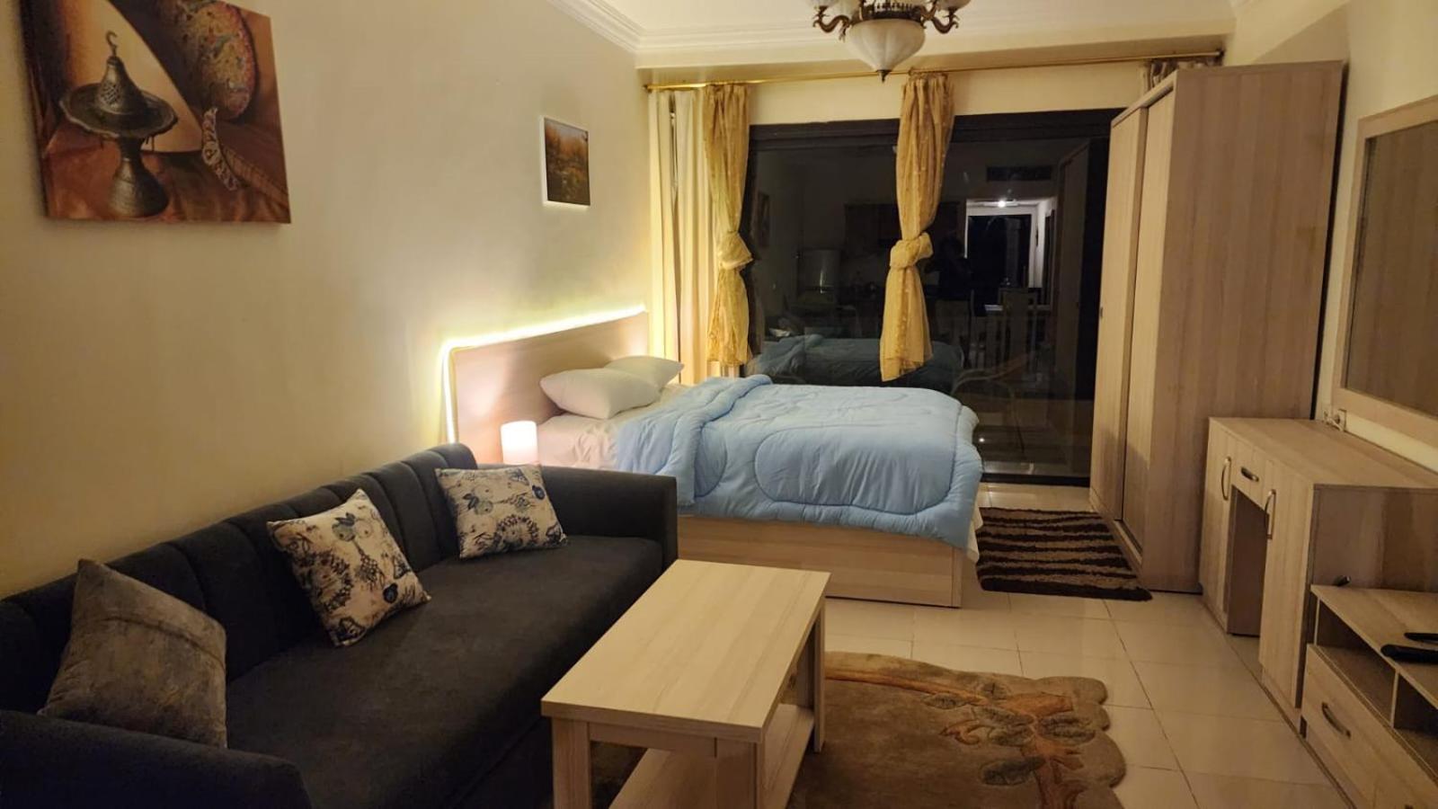 Studil For Rent Old Sheraton 205 Gurdaka Kültér fotó